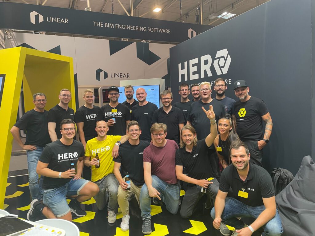Das Bild zeigt das Team von HERO Software.